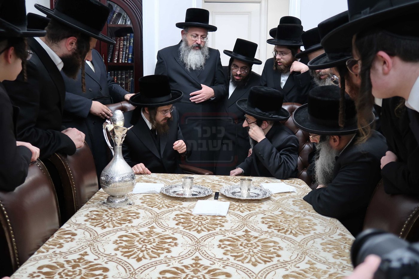 האדמו"ר מסאדיגורה בביקור אצל האדמו"ר מסקולען