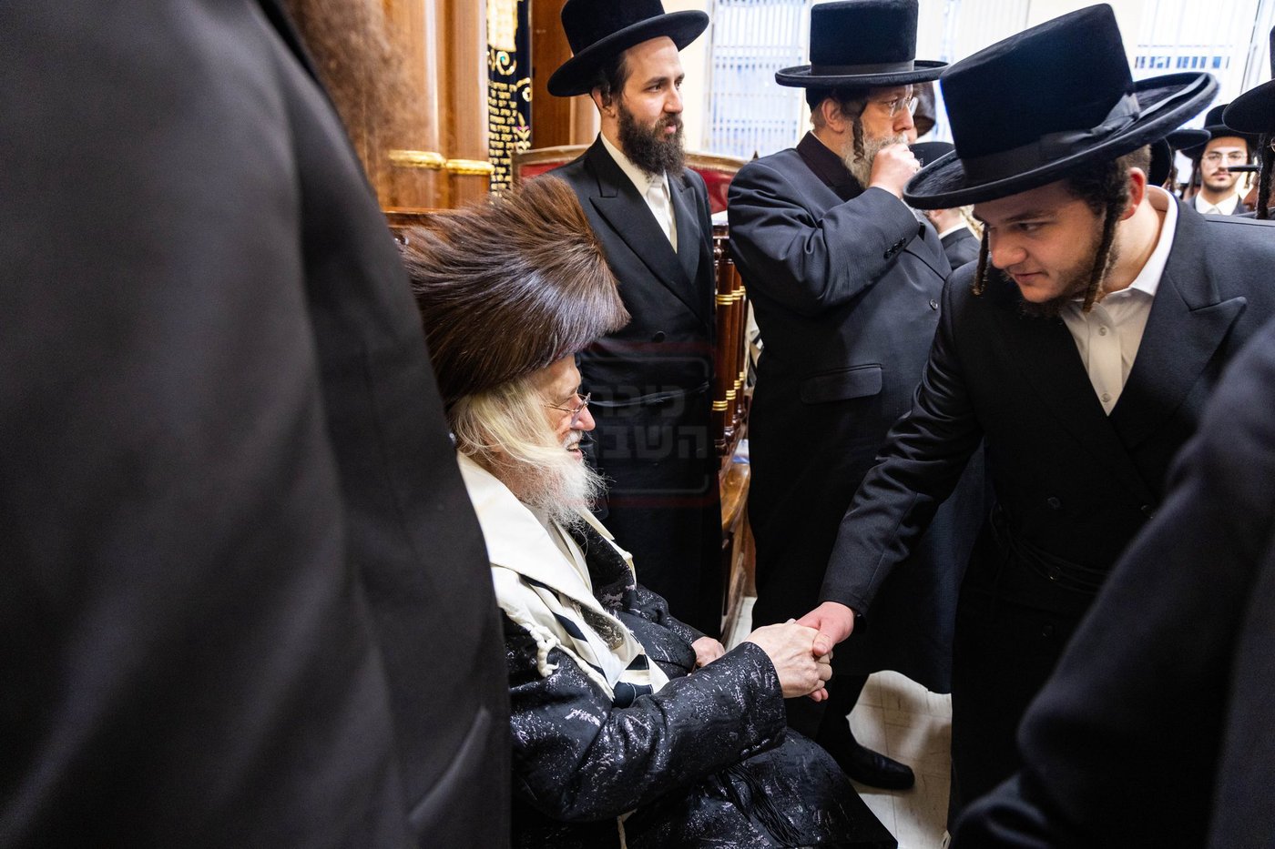 שמחת הוואכט נאכט והברית בחצרות מונקאטש - וויען 