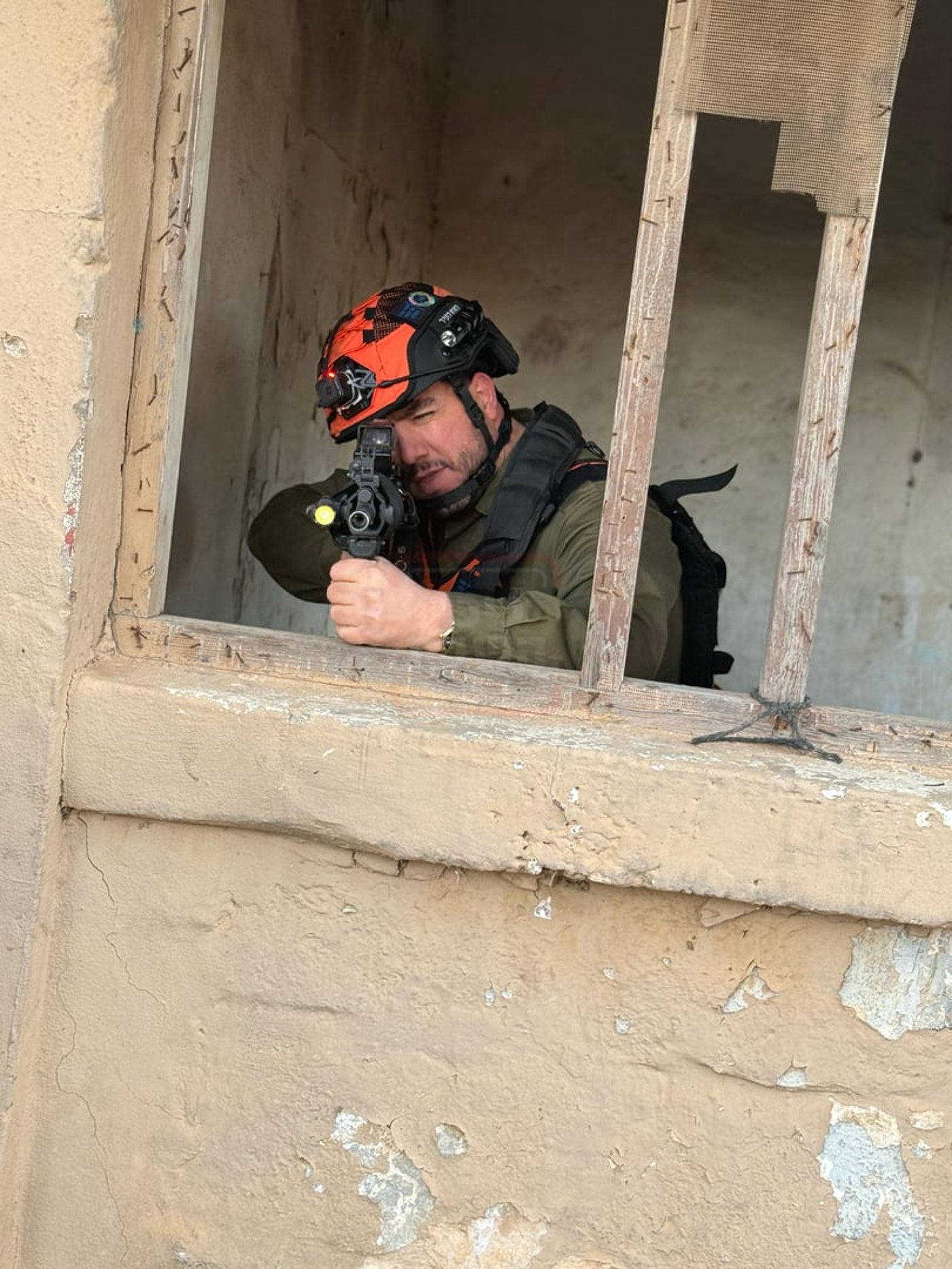 ההרצאה של ראש השב"כ בתלמוד תורה | 'זופניק בכיכר' עם כל התמונות, הנייעס והחשיפות של השבוע