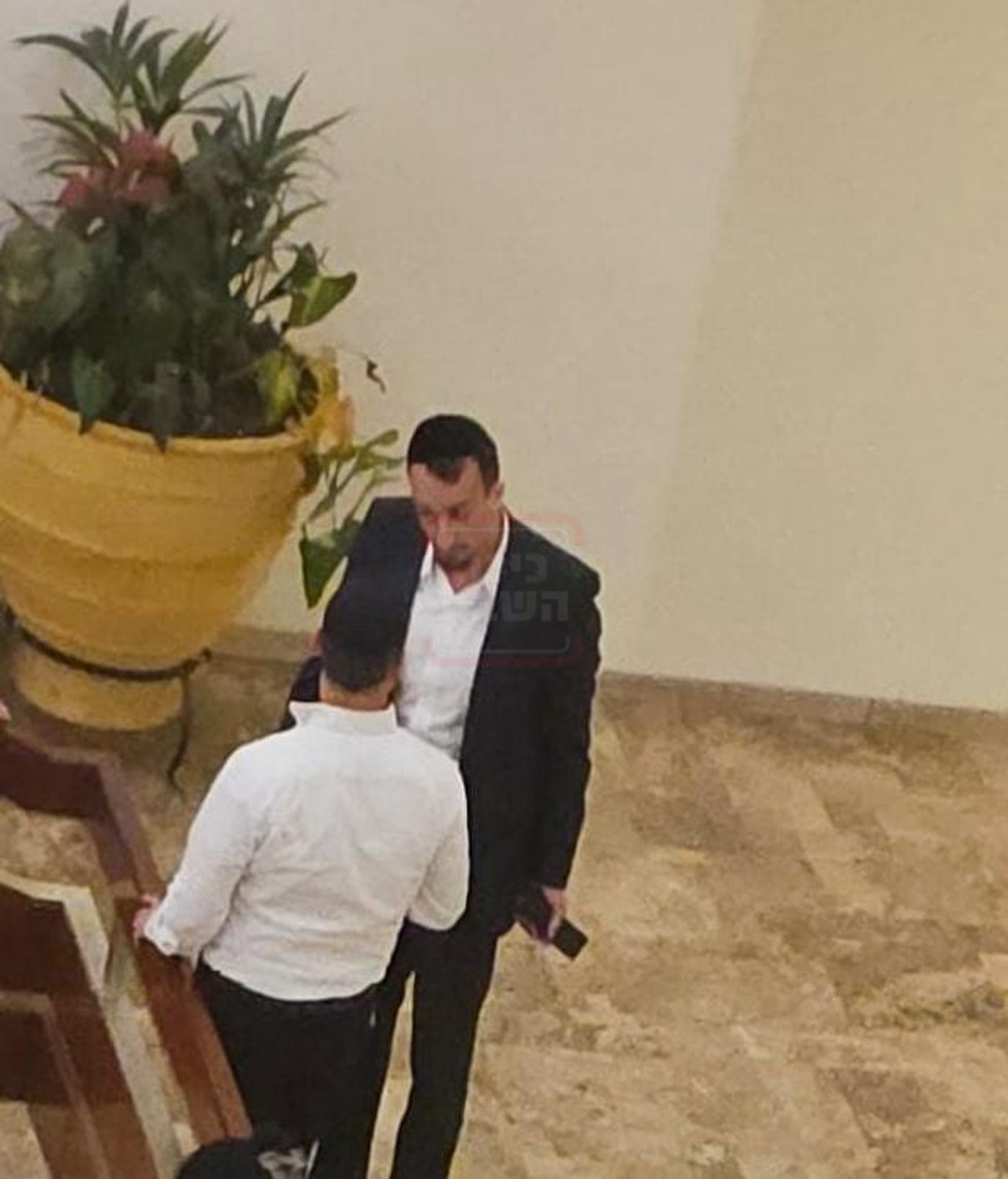 ההרצאה של ראש השב"כ בתלמוד תורה | 'זופניק בכיכר' עם כל התמונות, הנייעס והחשיפות של השבוע