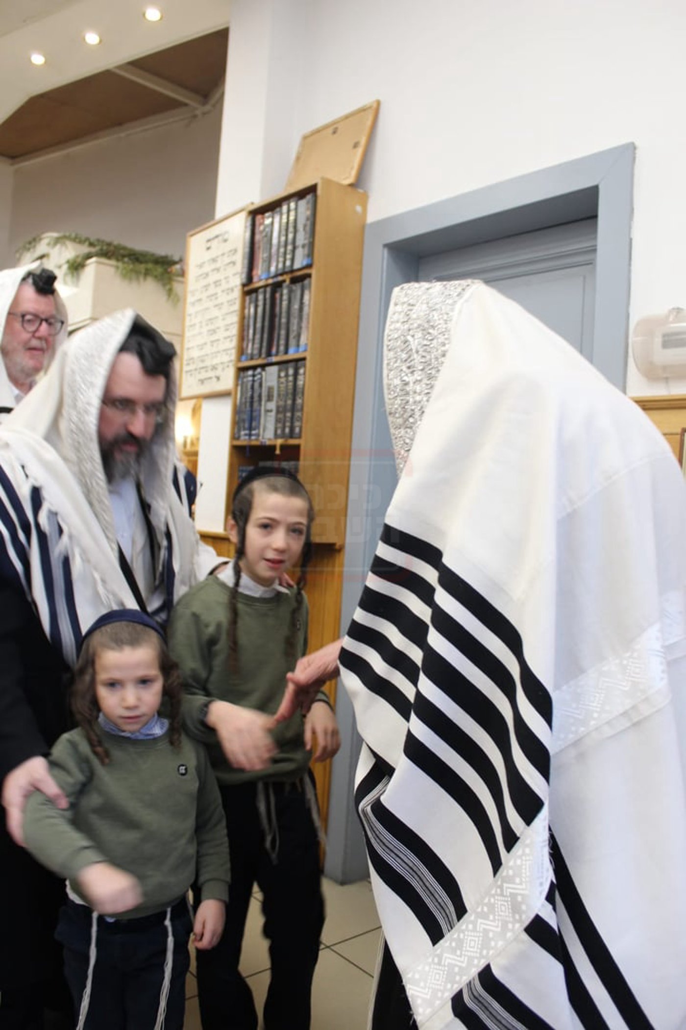 האדמו"ר מאלכסנדר בביקור באנטווערפן