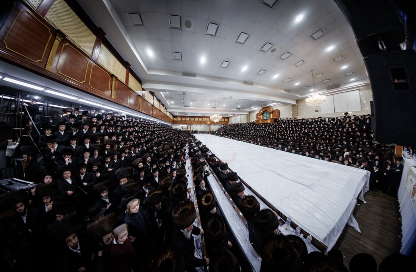 שמחת נישואי נינתו הראשונה של האדמו"ר מסאטמר