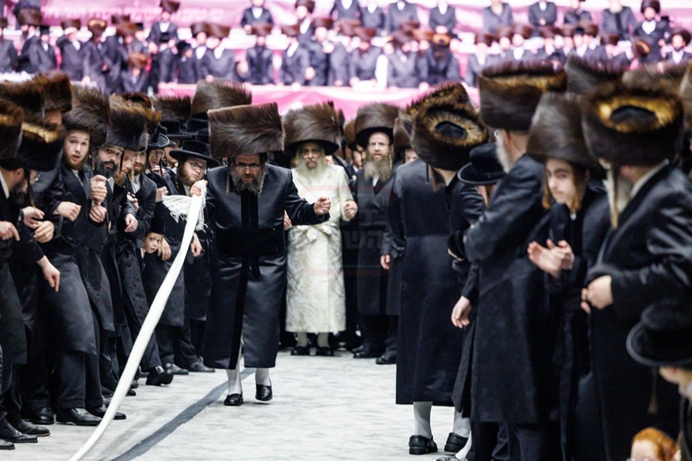 שמחת נישואי נינתו הראשונה של האדמו"ר מסאטמר