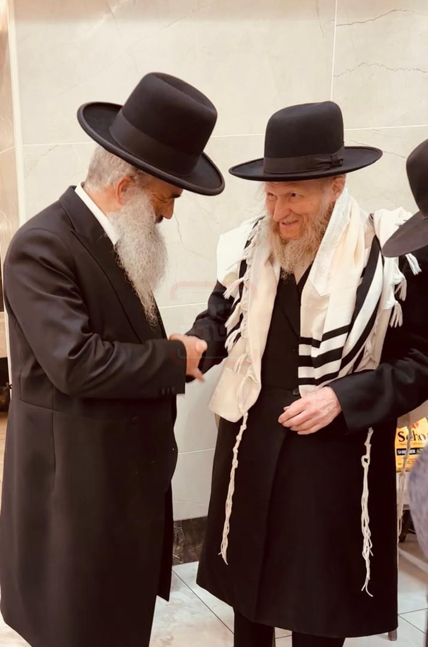 ההרצאה של ראש השב"כ בתלמוד תורה | 'זופניק בכיכר' עם כל התמונות, הנייעס והחשיפות של השבוע