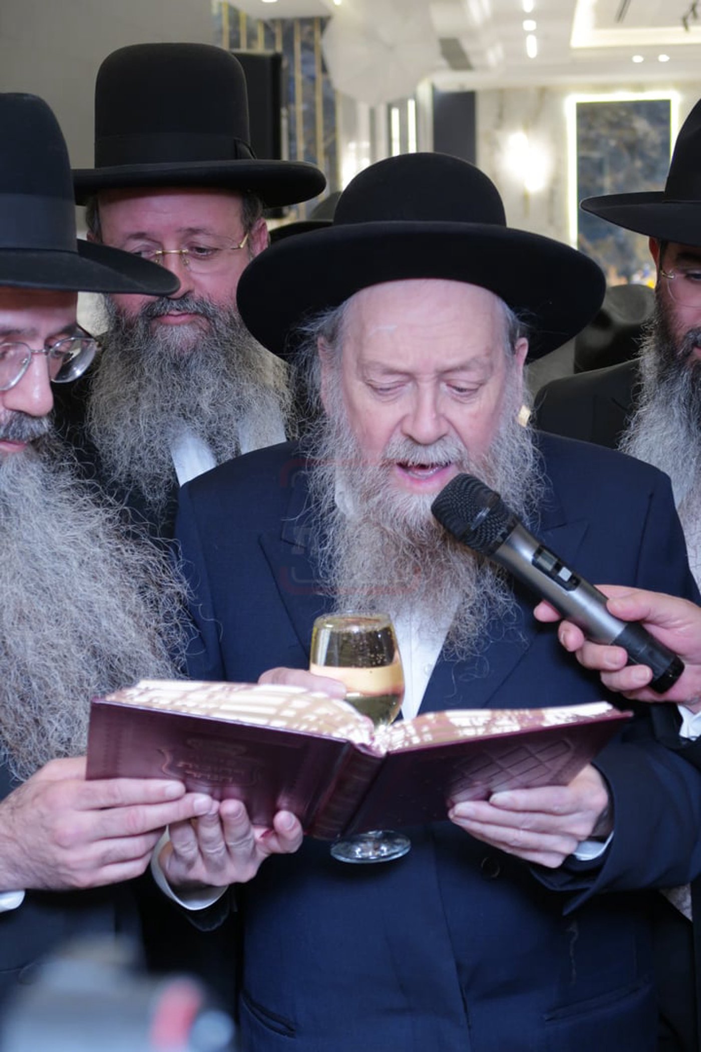 שמחת נישואי נכד המקובל הגה"צ רבי דוד בצרי