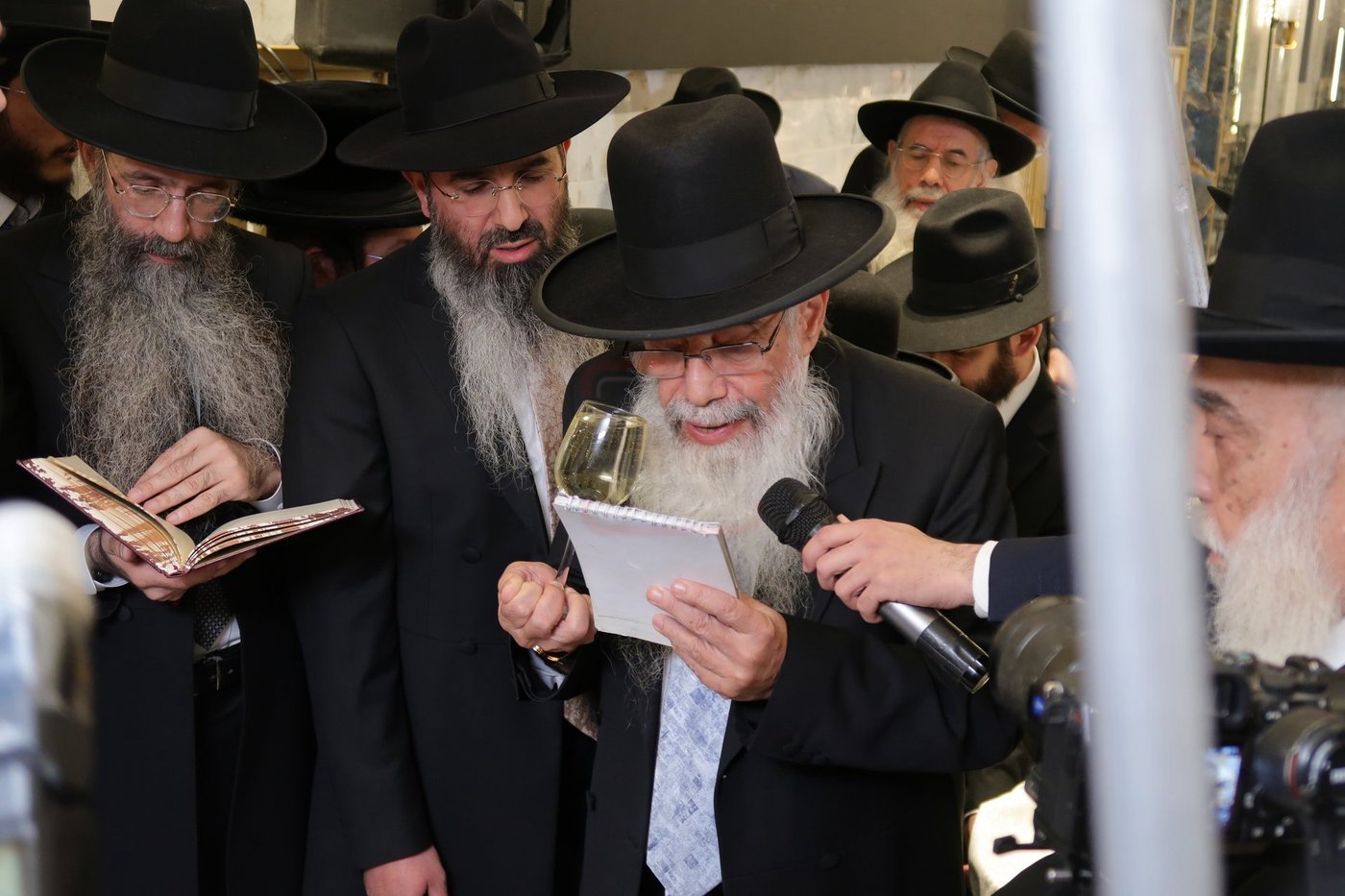 שמחת נישואי נכד המקובל הגה"צ רבי דוד בצרי