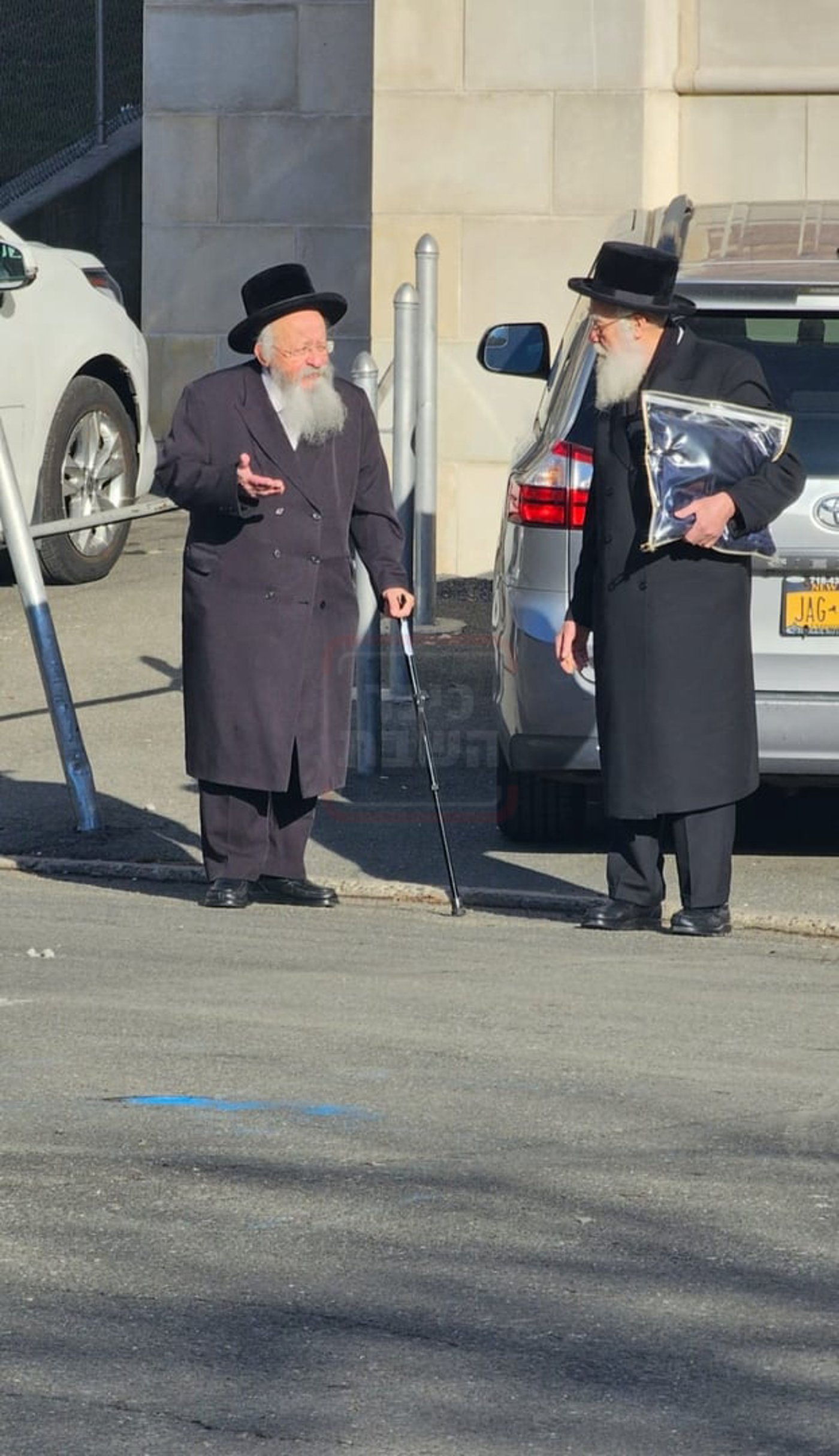 ההרצאה של ראש השב"כ בתלמוד תורה | 'זופניק בכיכר' עם כל התמונות, הנייעס והחשיפות של השבוע