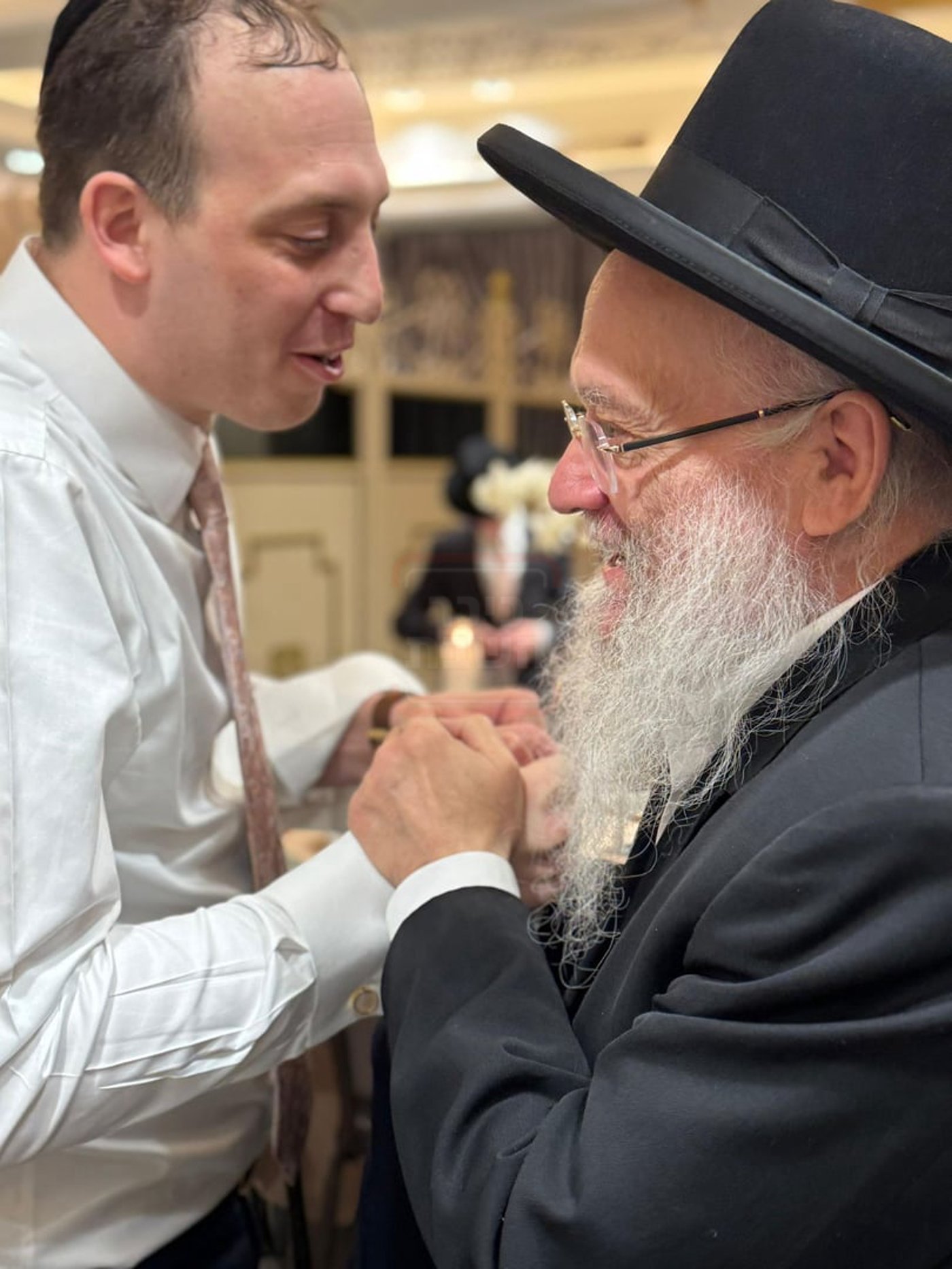 ההרצאה של ראש השב"כ בתלמוד תורה | 'זופניק בכיכר' עם כל התמונות, הנייעס והחשיפות של השבוע