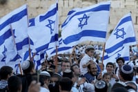 ריקוד דגלים, ארכיון