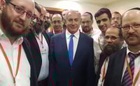 נתניהו והעיתונאים, רגע לאחר התדרוך