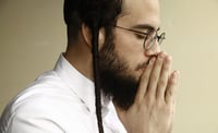 אסף הרוש בסינגל חדש: "כמוך ממש"