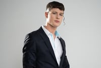 מנדי טוורסקי מארח בסינגל קיץ חדש: "לקיץ"