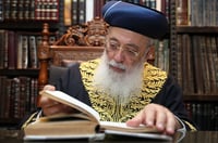 "בַּסֻּכֹּת תֵּשְׁבוּ שִׁבְעַת יָמִים" | הראשל"צ הגר"ש עמאר בוורט לחג
