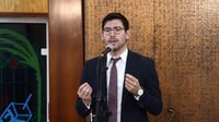 לייזר ברוק סופר בשירה: "חמישה ימים בעומר"