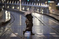 סערה בירושלים | ארכיון