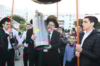 הכנסת ספר תורה ל'רחשי לב'