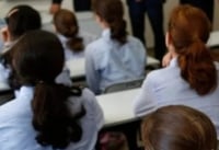 אפליית הבנות | ארכיון