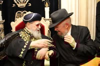 הגר"מ מאזוז עם מרן הגר"ע יוסף