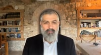 צבי יחזקאלי בפינה על פרשת כי תשא • צפו