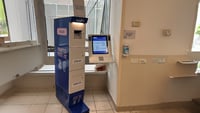 העמדות הראשונות החלו לפעול כפיילוט במרכז הרפואי של מכבי בראשון לציון ולאחר מכן יורחב למרכזים רפואיים נוספים בכל רחבי הארץ