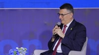 סער יוצא ב-200 קמ"ש על מקרון: "מדינה עם עבר קולוניאלי"