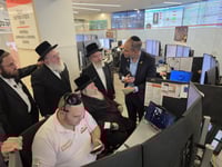 הביקור של הרב וובר באיחוד הצלה