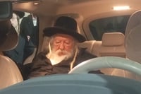 האדמו"ר מגור, בקבר רחל