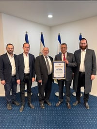 יו"ר ארגון 'מזור' קיבל תעודת הוקרה ייחודית מראש העיר ירושלים