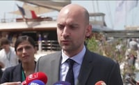 שר החוץ הצרפתי בארו לפני זמן קצר