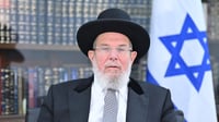 פרשת בהעלותך: הוורט של הרב הראשי הגאון רבי קלמן בר
