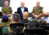 ראש הממשלה בבסיס המודיעין