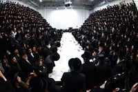 הילולא קדישא בסערט ויז'ניץ