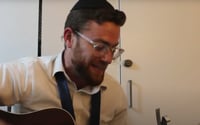 הניגון הנשכח של קרליבך בביצוע ווקאלי חדש: "ניגון ויגש"