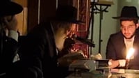 וְדִמְעָתָהּ עַל לֶחֱיָהּ - אֵין־לָהּ מְנַחֵם | הגר"ר אלבן מבכה 1957 לחורבן הבית 