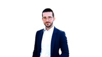 יעקב ישראל משיק סינגל קיץ קצבי: "לא שוכח להודות"