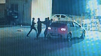 "הסתכל על האוכל שלי": מריבה ליד דוכן המזון הסתיימה רע | צפו