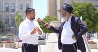 אם אתה שותק זה אומר שאתה חכם?  | צפו במשאל הרחוב