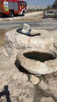 ירושלים: נער נפל מבור מים עמוק בשכונת הר חומה; חולץ בתום מאמצים