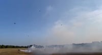 הרחפנים מעל מכונה המדמה שריפה