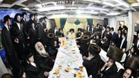 סעודת הודאה וטיש חוה"מ סוכות בזידטשוב 