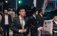 מאות בחורי הישיבות הקטנות הגיעו לשמוח ולרקוד בישיבה הגדולה בראשון לציון | צפו