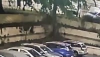 נהגת בת 86 התהפכה ב-360 מעלות ונחתה בדיוק במקום הפנוי | צפו