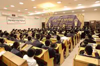 הגר"ד יוסף בפתיחת סניפי רשת הכוללים "ברכת אברהם"