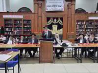 בעקבות מעצר בחורים: סבב ביקור חריג של בכירי רבני חב"ד בישיבות