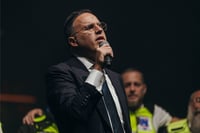 אחרי ששמעה את השיר החדש: ההודעה שמאזינה חילונית שלחה לשוואקי