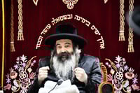 האדמו"ר מזוטשקא בשיחת הכנה לחנוכה