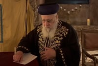 "יבטל את כל הגזרות" | הזעקה של הראש"ל בבית הכנסת של הרשב"א בברצלונה