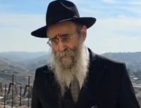 בכיר רבני חב"ד בישראל בזעקה וקריאה לחסידים ולשלוחים בעולם | צפו