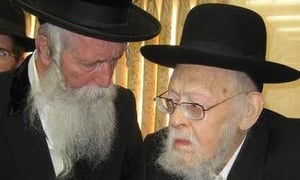 הרב גרוסמן עם מרן הגרי"ש אלישיב זצ"ל
