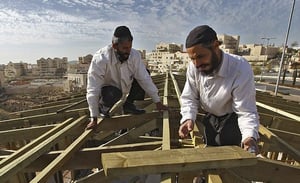 אחוז החרדים העובדים זינק בעשור האחרון